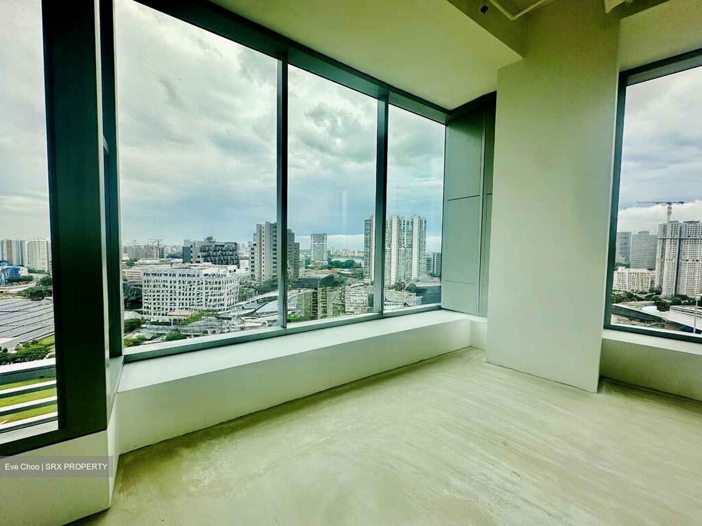Arc 380 (D8), Office #498704081